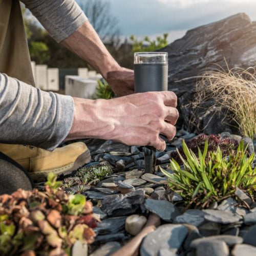 Maintaining Outdoor Lights: Landscape Lighting 101