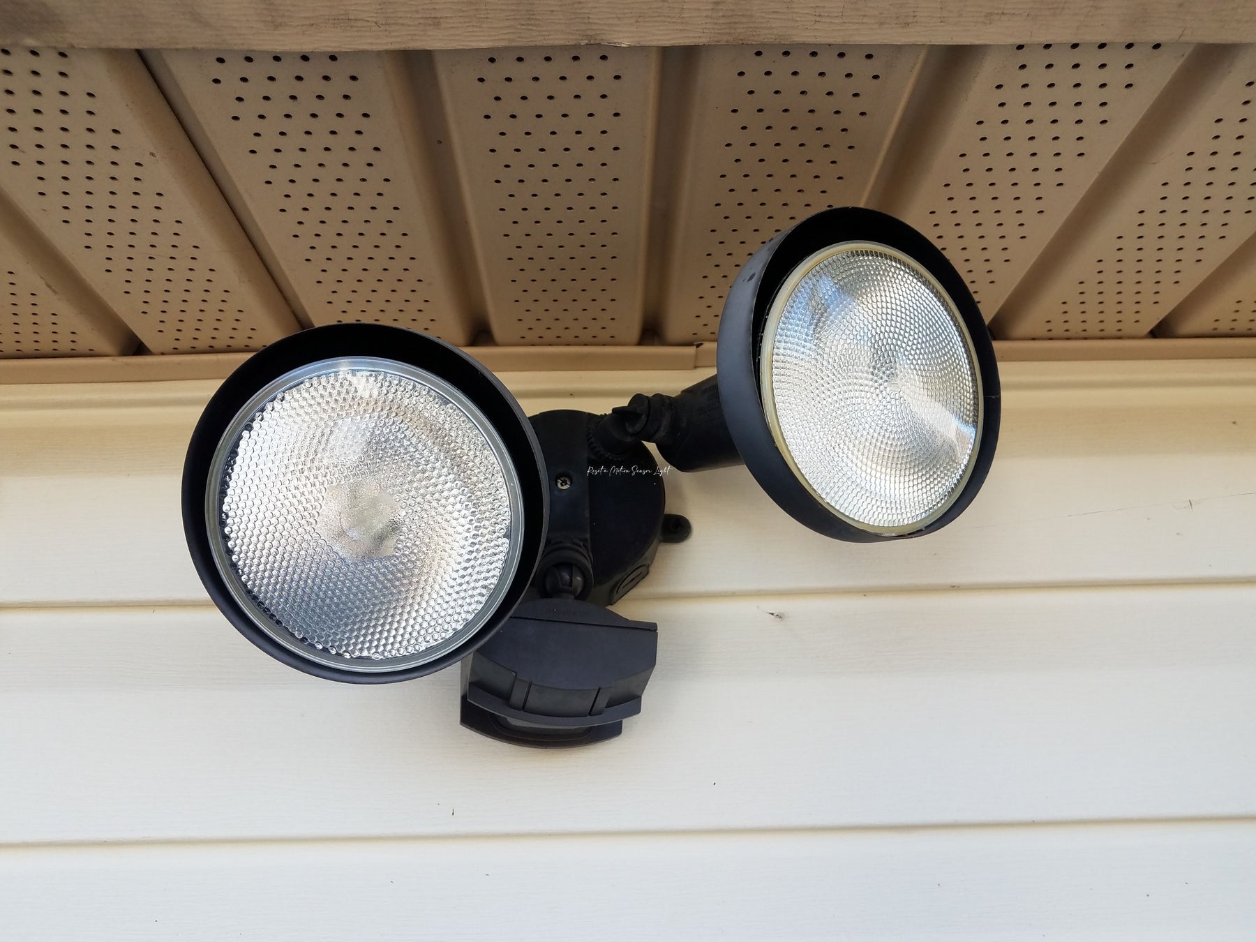 How to Reset a Motion Sensor Light