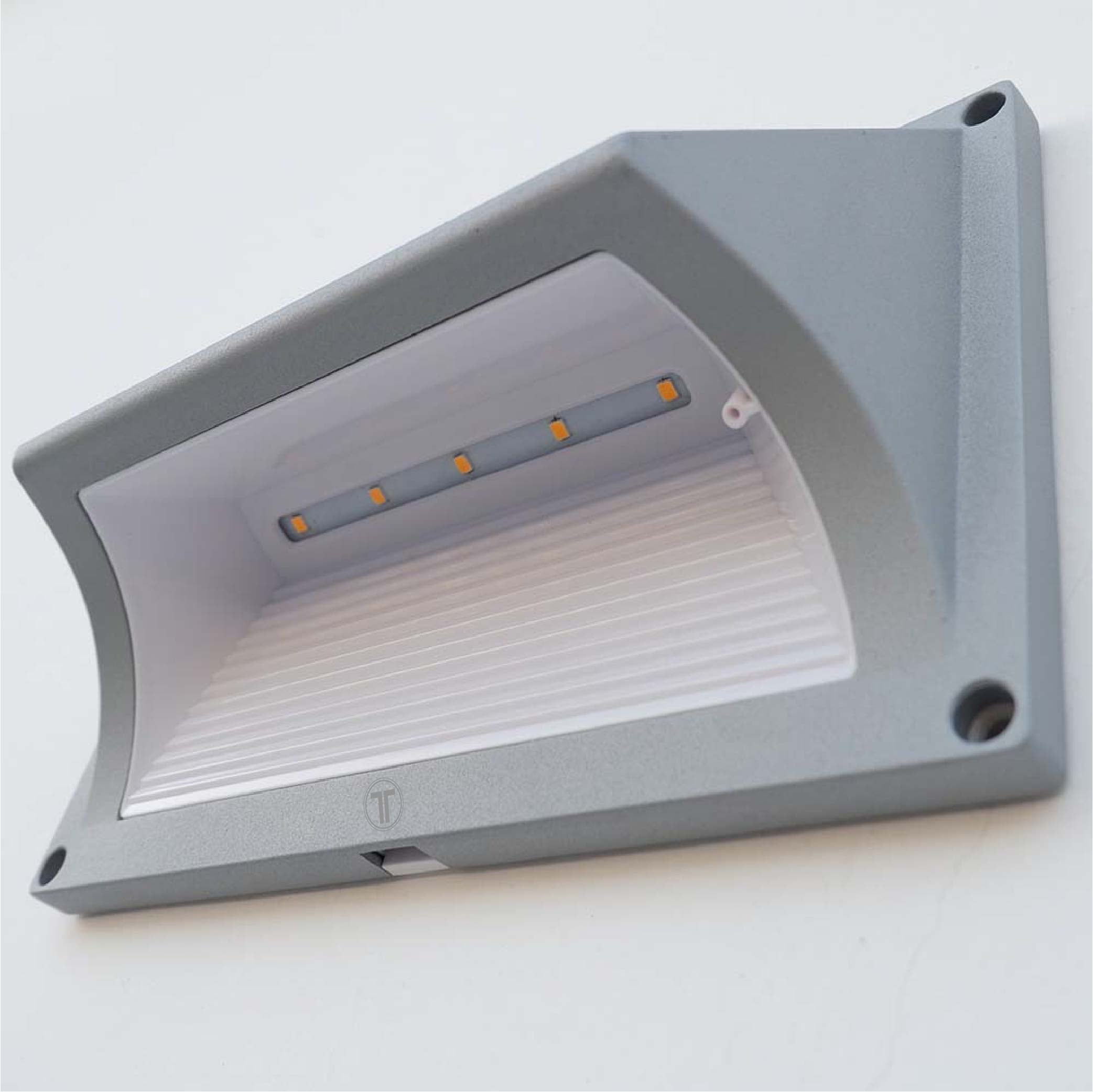 Mesa-100® Pro-Line German LED Dusk to Dawn Outdoor Ambient Solar Light